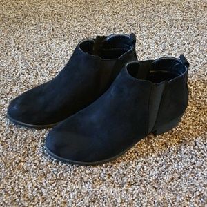 Pierre Dumas Ankle Booties